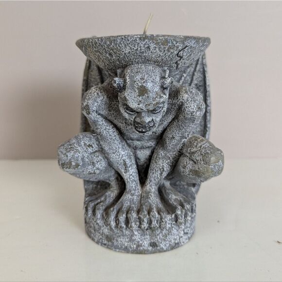 Rare Gothic Gargoyle Candle – Medieval Cathedral Style – Fantasy Decor – Unused - Picture 1 of 10